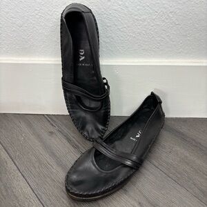 Prada Mary Jane Flats Womens 39 Black Leather Made in Italy Ballerina Shoes